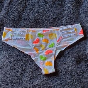 🛍 NWT VS PINK Summer Fruits Bikini Panty